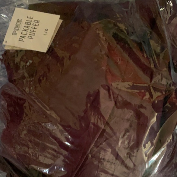 Pink puffer coat - Picture 1 of 4